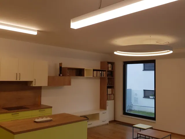 Indi Ø 150cm, Bluetooth ovládání